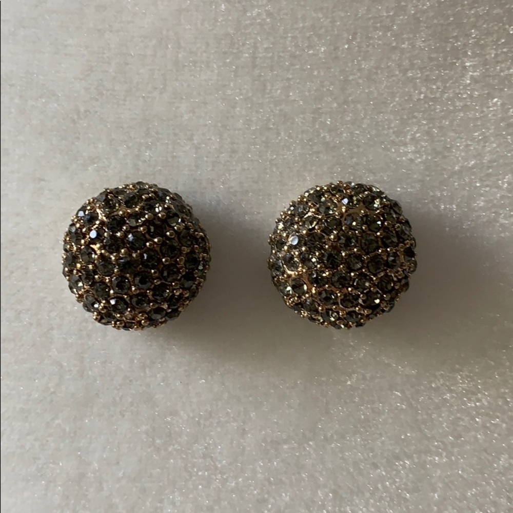 The Limited statement studs